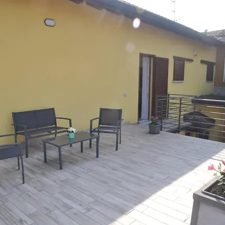 Il Borgo * Lurago dʼErba