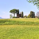 Il Borgo דירה Lurago dʼErba